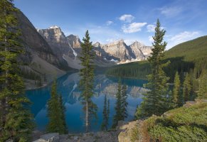 banff national park,пейзаж,канада,valley of the ten peaks,озеро морейн,лес,деревья,горы,долина десяти пиков,moraine lake,банф,canada