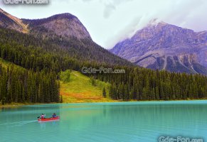 rocky mountains,emerald lake,canada