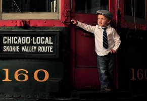 chicago,model,child,small,train,suit