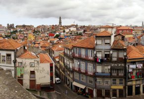 porto,старый город,улицы,здания,portugal,хмурое небо,порто,португалия
