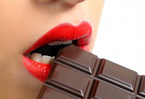 губы,шоколад